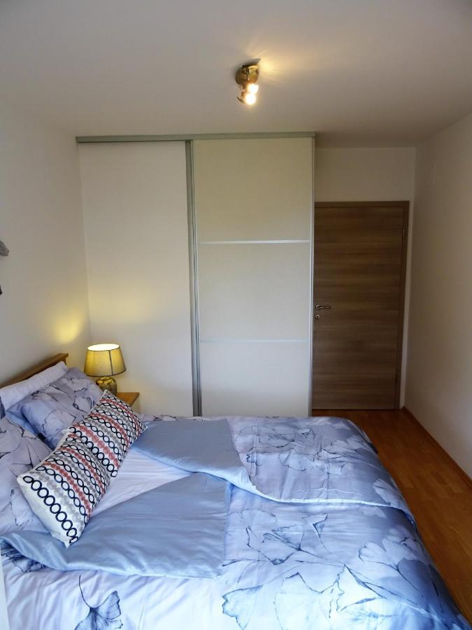 Apartments Topic Nin Bagian luar foto
