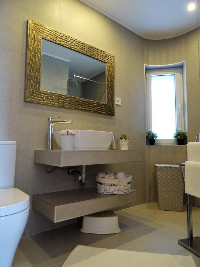 Apartments Topic Nin Bagian luar foto